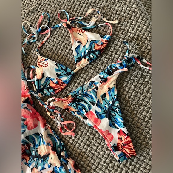 NWOT 3 Piece Bathing Suit - Picture 2 of 7
